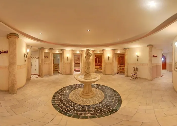 מלון Schloessl 4*